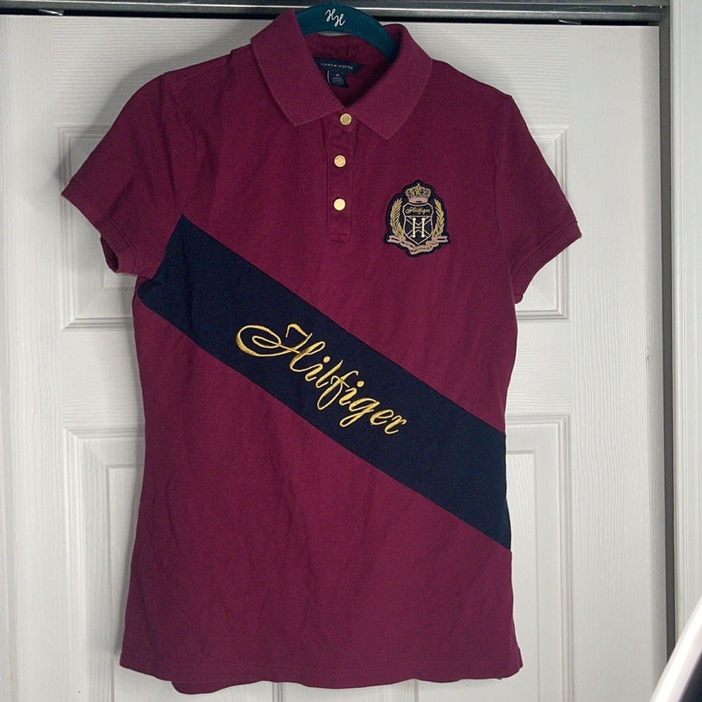 Tommy Hilfiger Polo size Medium Burgundy Gold Navy Like New